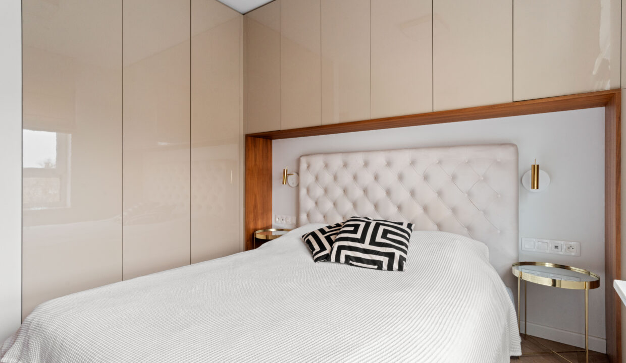 Sesja wykonana na zlecenie agencji nieruchomości White Flag