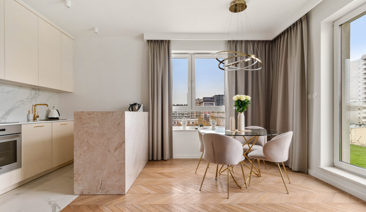 Sesja wykonana na zlecenie agencji nieruchomości White Flag