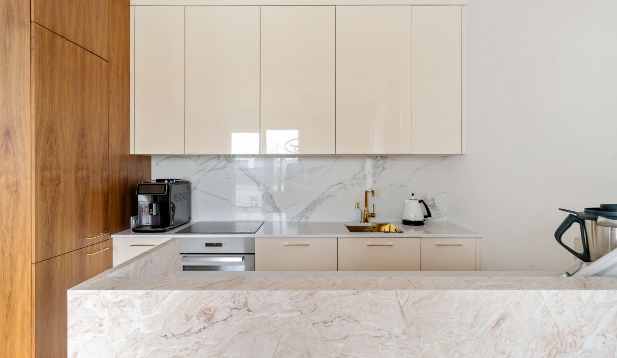 Sesja wykonana na zlecenie agencji nieruchomości White Flag